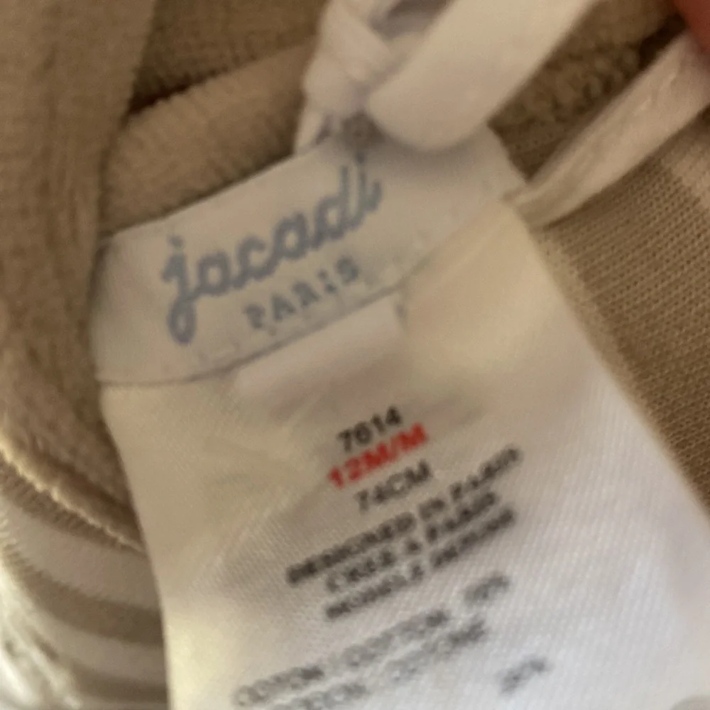NWOT Jacadi Paris Baby Striped Pajama with Small Stuffed Giraffe - 12M